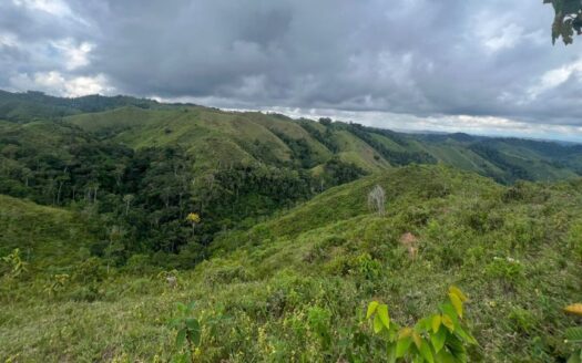 Parcela cerca de la Autopista Norte
