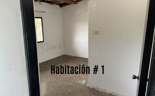 Casa amplia con terreno grande