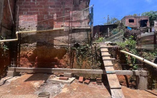 Casa Con Patio Grande a Bordo De Calle