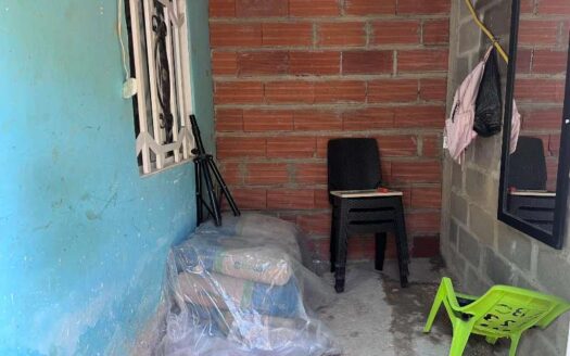 Casa Con Patio Grande a Bordo De Calle