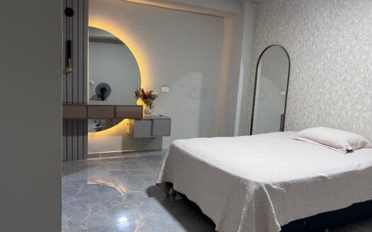 Casa Grade Con Excelente Ubicación