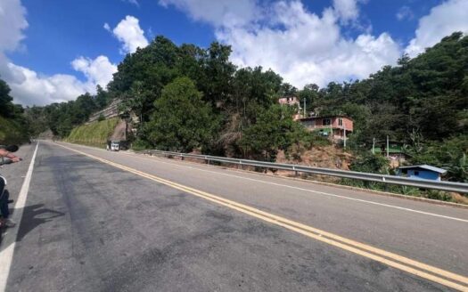 Casa Grande Con Patio Amplio