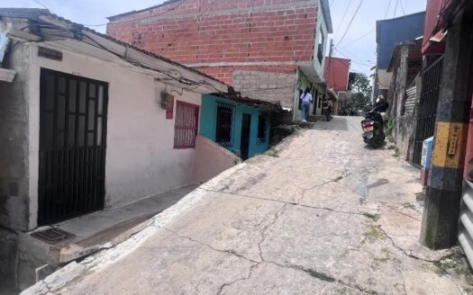 Propiedad grande cerca al centro