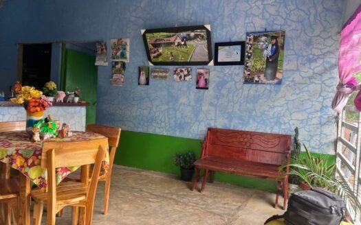 Casa Grande Con Patio Amplio