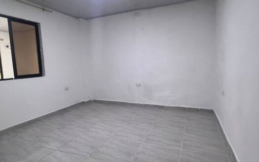 Propiedad grande con buena ubicación