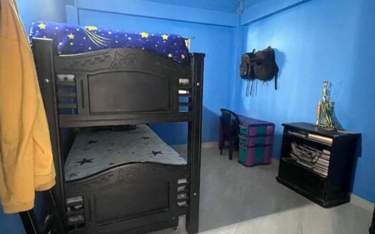 Propiedad con terreno amplio y dos viviendas