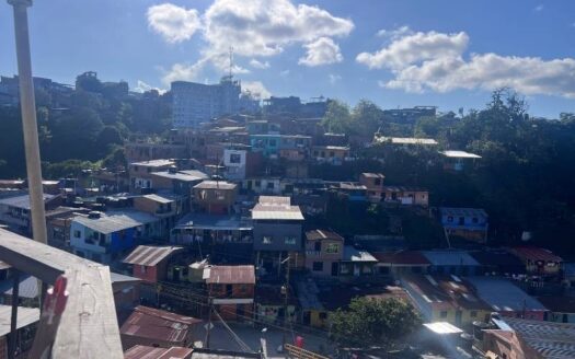 Casa de Dos Pisos en Segovia – Barrio La Paz