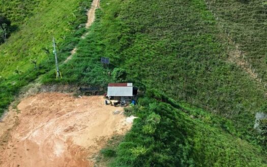 Parcela con buena ubicación.