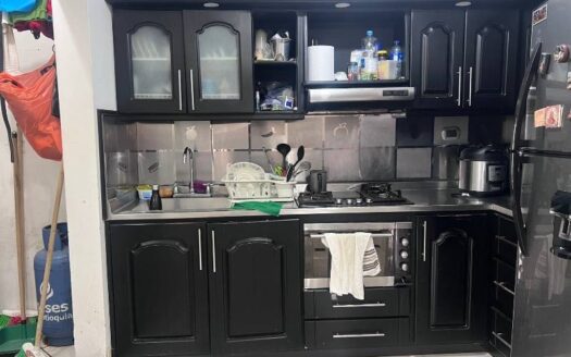 Propiedad a buen precio con espacios grandes