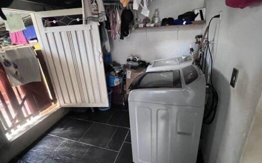 Casa con buena ubicación