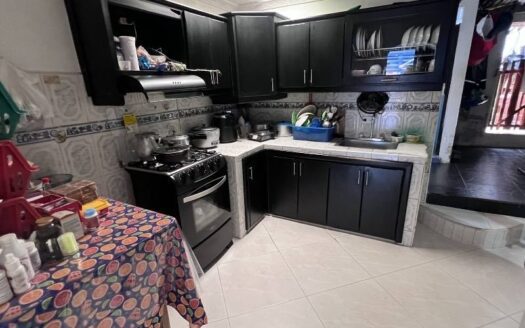 Casa con buena ubicación