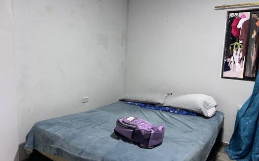 Propiedad Nueva a Bordo de Calle