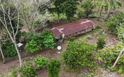 ¡Finca cerca a la autopista!