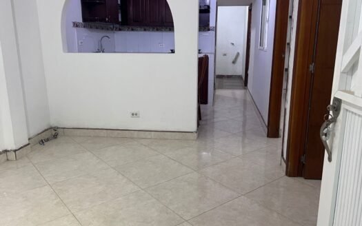 Apartamento De Tres Habitaciones